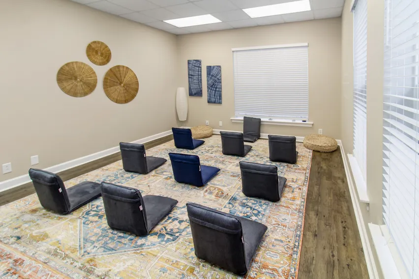 cozy living spaces at tulip hill recovery